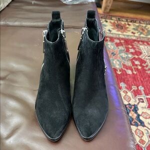 Dolce Vita Black Ankle Booties